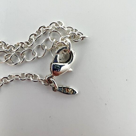 Vintage Silver Tone Marked NRQ Graduated 3 Oval Pendant Necklace 27.5” - Picture 7 of 7